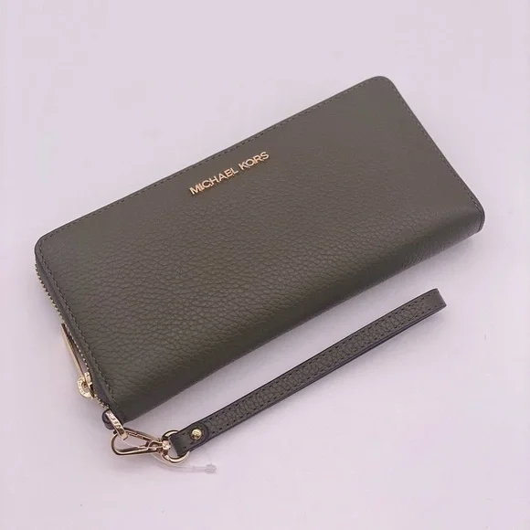Michael Kors Large Continental
Wallet Wristlet Olive - Picture 4 of 9